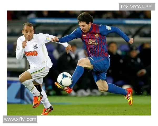 球星家庭生活大揭秘:从私人时光到亲子互动展现真实一面 球星家庭生活大揭秘:从私人时光到亲子互动展现真实一面